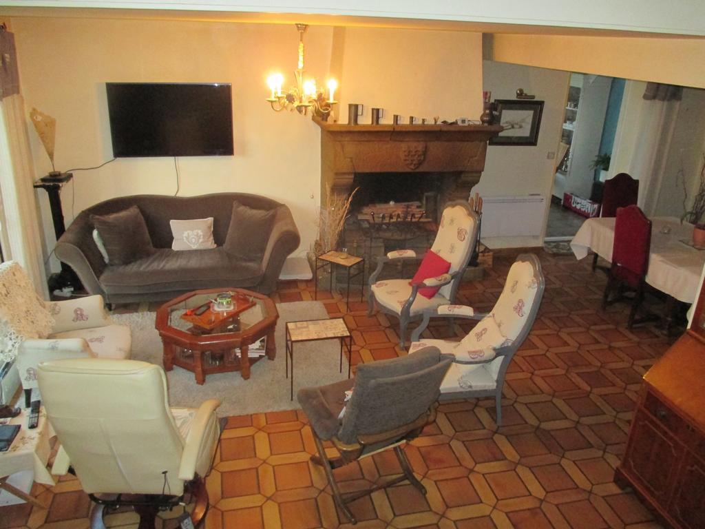Le Clos Des Fontaines Plouer-sur-Rance Bagian luar foto