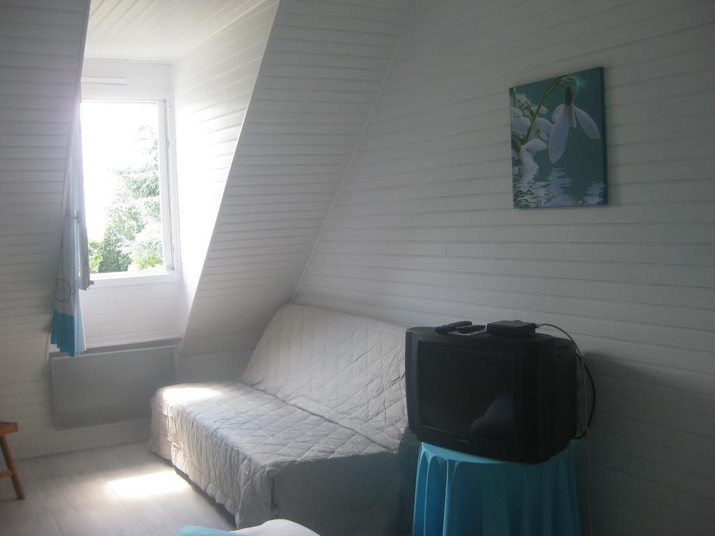 Le Clos Des Fontaines Plouer-sur-Rance Ruang foto